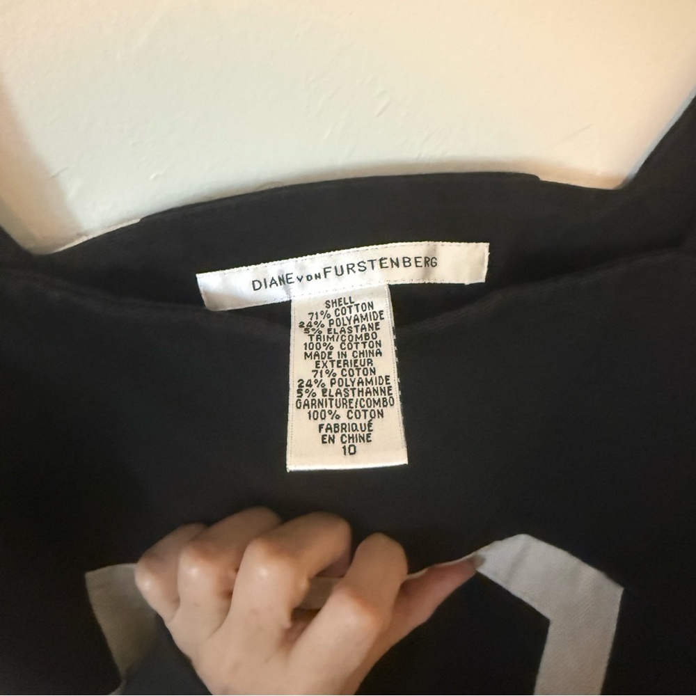 Diane Von Furstenberg Black and Tan dress - Picture 4 of 4